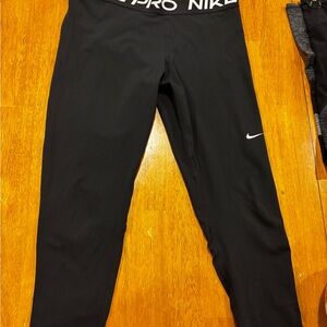 Nike Pro Dri-FIT Crop Leggings Black Women’s Size L